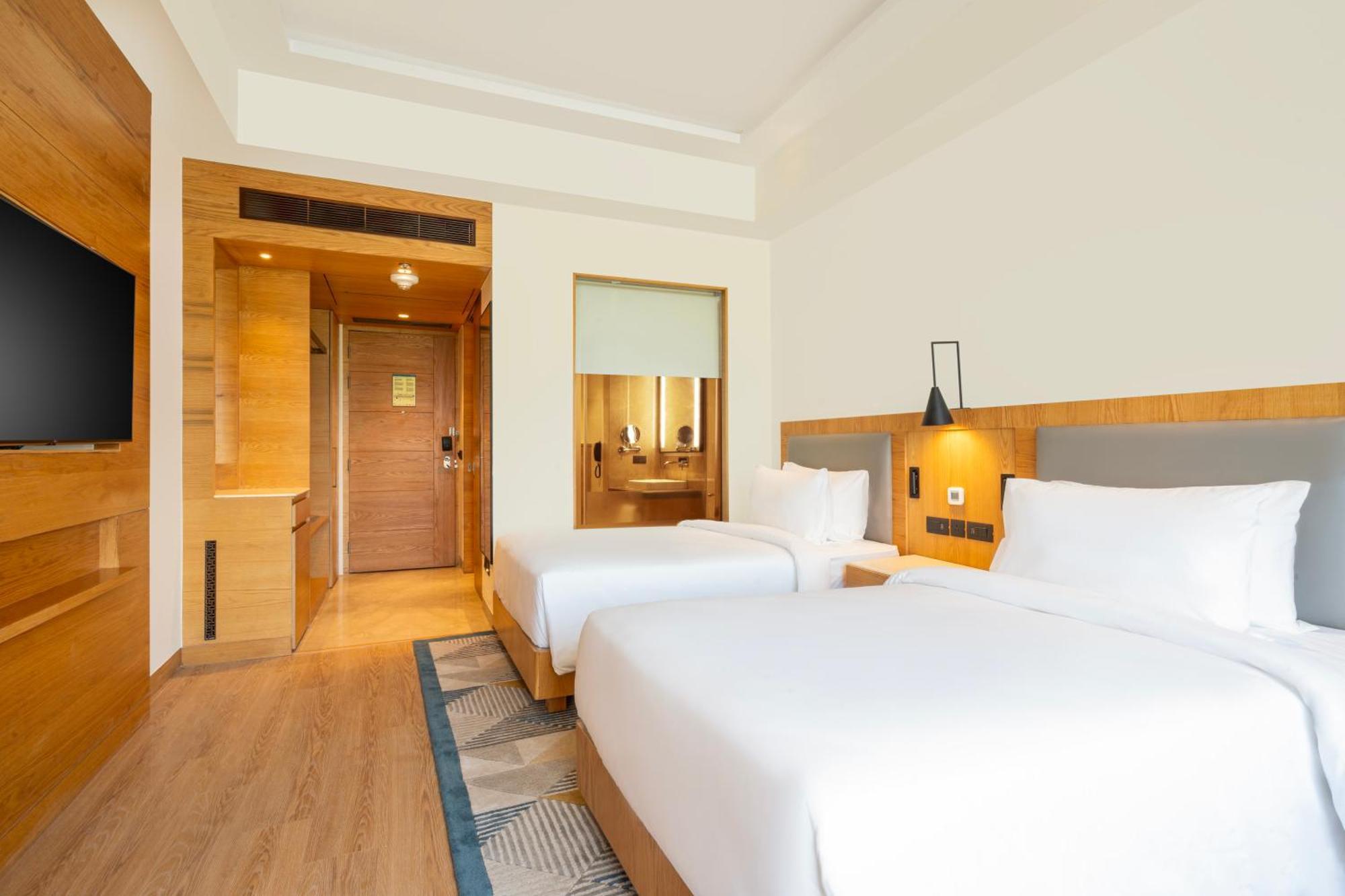 Radisson Hotel Vrindávan Kültér fotó