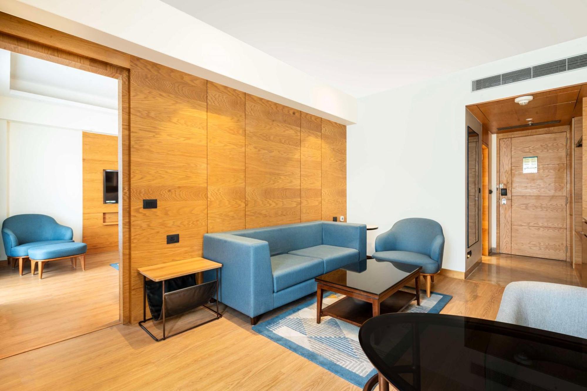 Radisson Hotel Vrindávan Kültér fotó